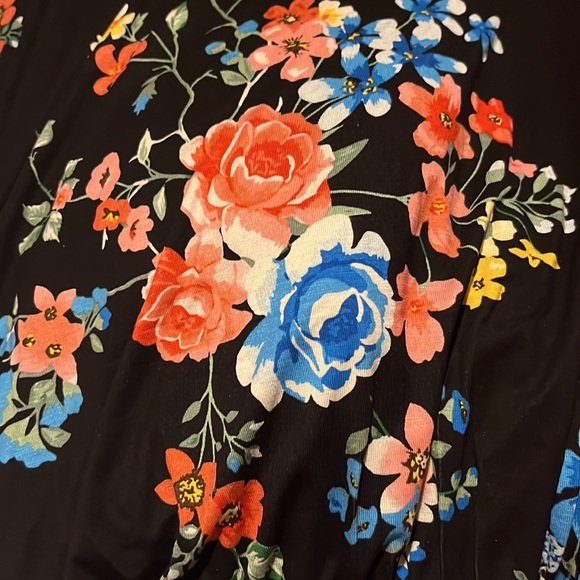 🖤Nwt Absolutely stunning Black floral dress size 4X - Picture 11 of 11